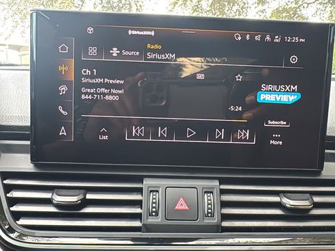 Used 2025 Audi Q5 2.0T Premium Plus image 18