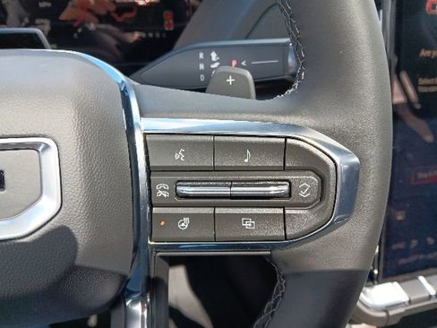 New 2026 GMC Yukon XL Denali w/ Denali Reserve Package AWD/4WD image 12