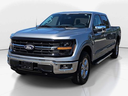 Used 2025 Ford F150 XLT w/ Equipment Group 302A MID AWD/4WD image 7