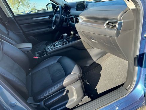Used 2017 MAZDA CX-5 Touring image 10