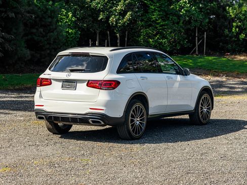 Used 2022 Mercedes-Benz GLC 300 image 9