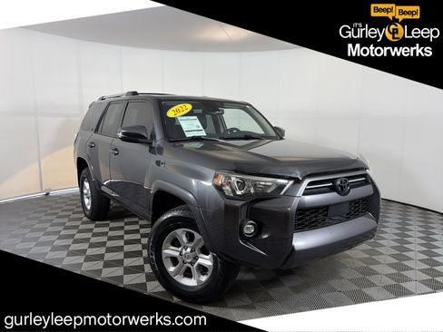 Used 2022 Toyota 4Runner SR5 Premium w/ Moonroof Package AWD/4WD image 1