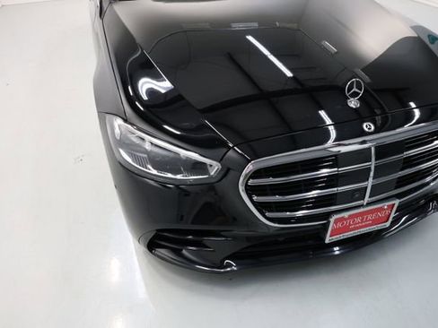 Used 2022 Mercedes-Benz S 580 4MATIC Sedan w/ AMG Line Package image 72