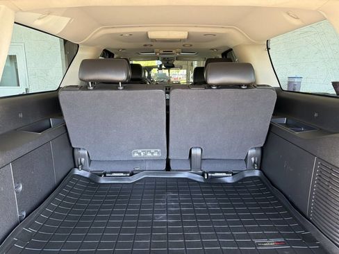 Used 2012 Chevrolet Suburban LTZ AWD/4WD image 26