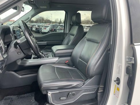 Used 2022 Ford F150 Lariat w/ Equipment Group 502A High AWD/4WD image 7