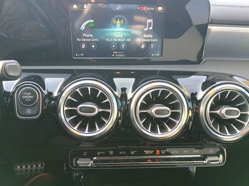 Used 2020 Mercedes-Benz CLA 250 CLA 250 image 14