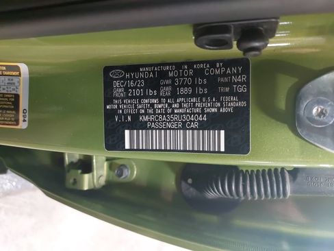 Certified 2024 Hyundai Venue SEL FWD image 35