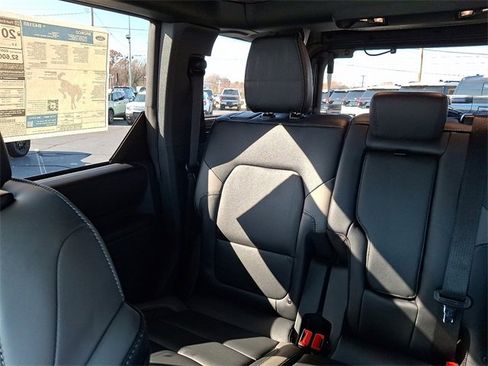 New 2025 Ford Bronco Outer Banks image 12