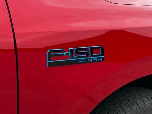 Used 2024 Ford F150 Lightning Flash image 9
