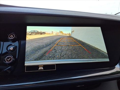 Certified 2023 Buick Envision Essence image 19