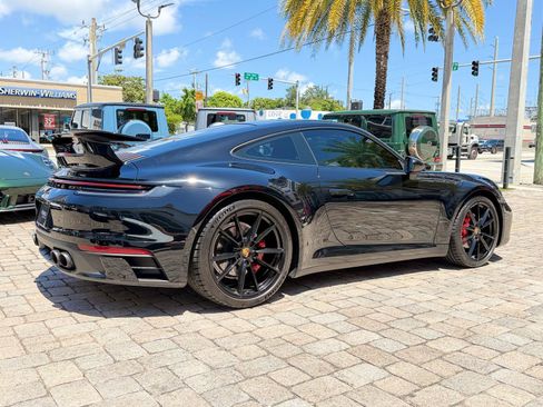Used 2021 Porsche 911 Carrera 4 AWD/4WD image 9