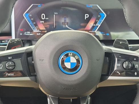 New 2027 BMW 550e xDrive w/ M Sport Professional Package AWD/4WD image 18