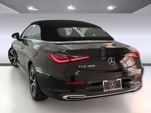 New 2026 Mercedes-Benz CLE 300 4MATIC Cabriolet image 2
