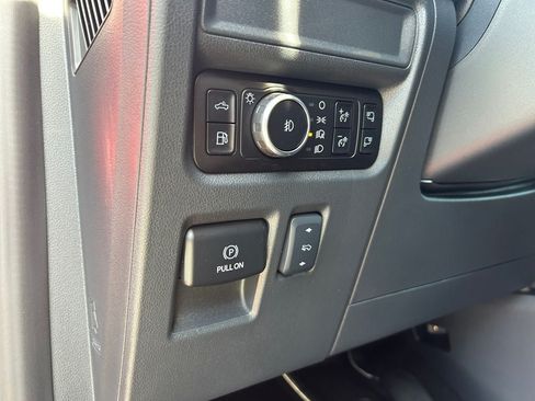 Used 2025 Ford F150 Platinum w/ Equipment Group 702A High AWD/4WD image 36