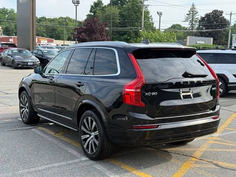 Used 2023 Volvo XC90 B5 Core w/ Protection Package Premier AWD/4WD image 3