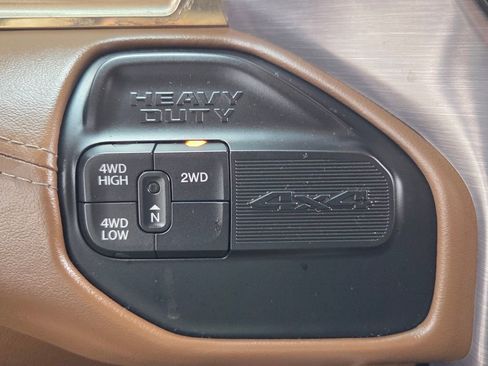 Used 2020 RAM 3500 Limited image 19