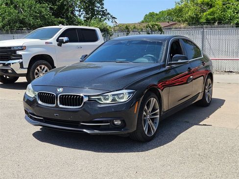 Used 2018 BMW 330i Sedan image 3