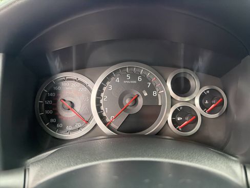 Used 2013 Nissan GT-R Premium image 39