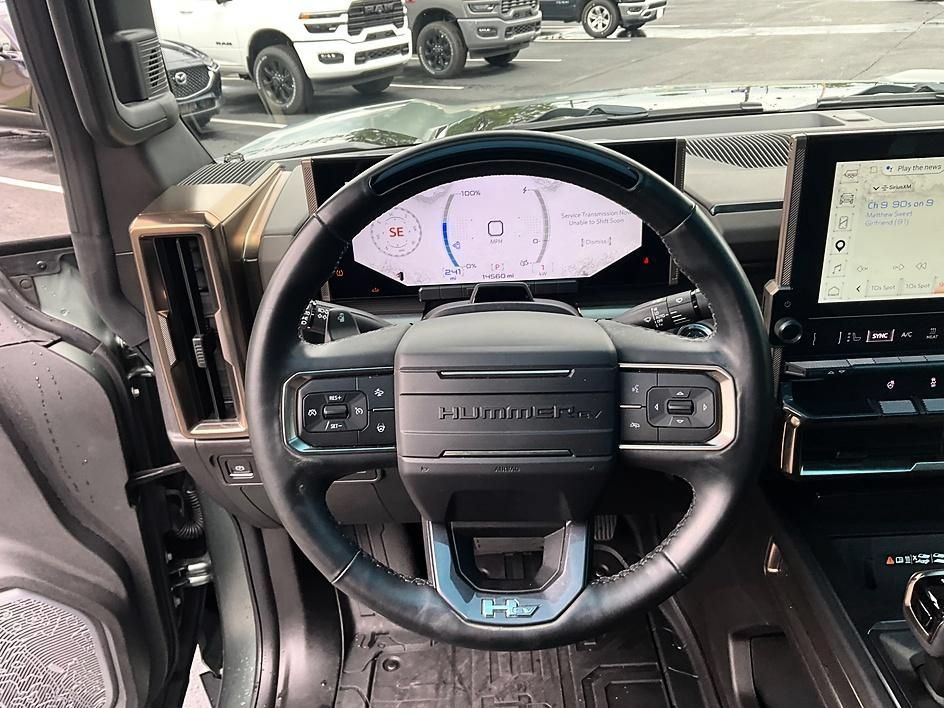 Used 2024 GMC Hummer EV 3X AWD/4WD image 39