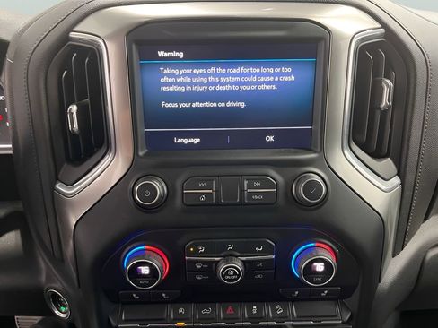 Used 2020 Chevrolet Silverado 1500 RST image 15