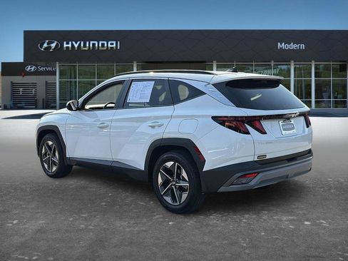 Certified 2025 Hyundai Tucson SEL FWD image 5