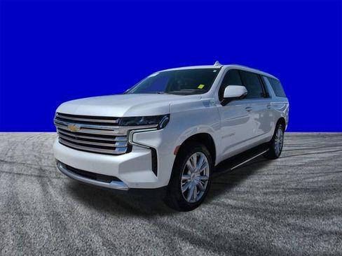 Used 2022 Chevrolet Suburban High Country image 8