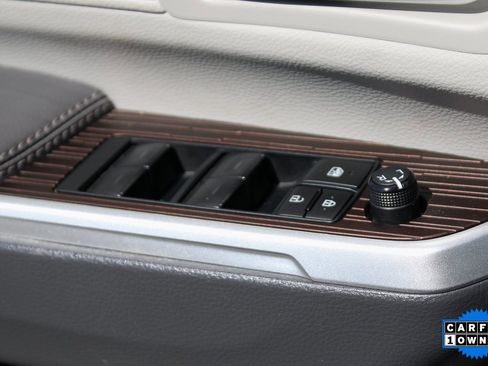 Used 2023 Toyota Sienna XLE image 15