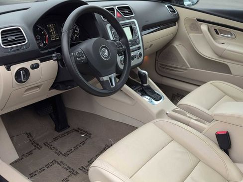 Used 2013 Volkswagen Eos Lux image 10