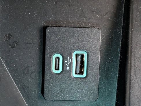 Used 2021 Ford F150 Platinum w/ Equipment Group 701A High image 23