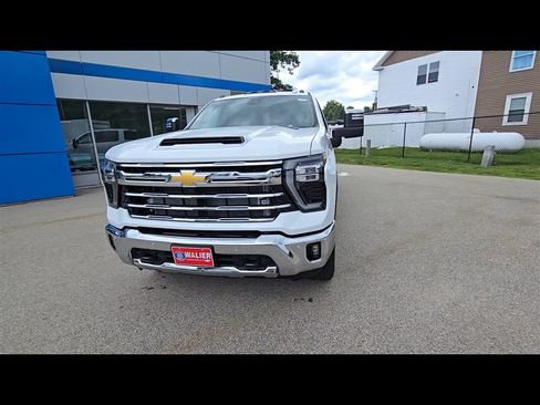 New 2026 Chevrolet Silverado 2500 LTZ w/ LTZ Convenience Package AWD/4WD image 3