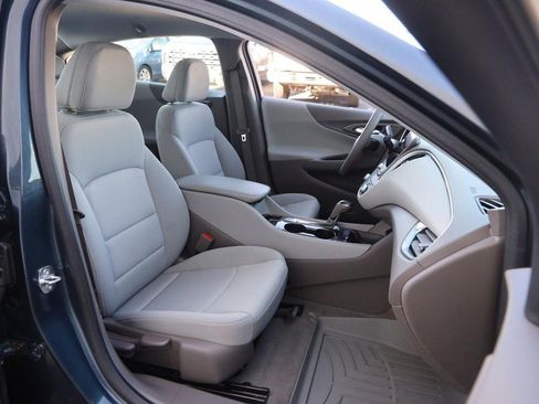 Used 2020 Chevrolet Malibu LS FWD image 25