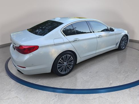 Used 2018 BMW 540i RWD image 5