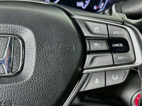 Used 2022 Honda Accord Touring image 13