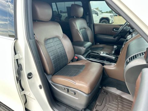 Used 2020 Nissan Armada Platinum w/ Platinum Reserve Package AWD/4WD image 27