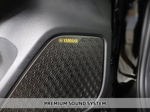 New 2025 Mitsubishi Outlander SE image 5