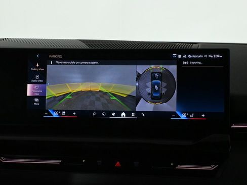 Used 2026 BMW 530i xDrive w/ Premium Package image 24