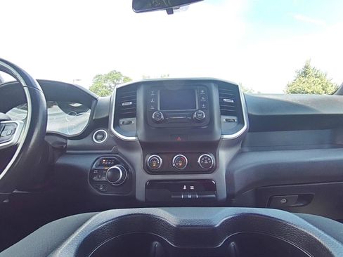 Used 2021 RAM 1500 Big Horn image 25