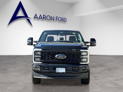New 2026 Ford F250 Lariat w/ Black Appearance Package image 8