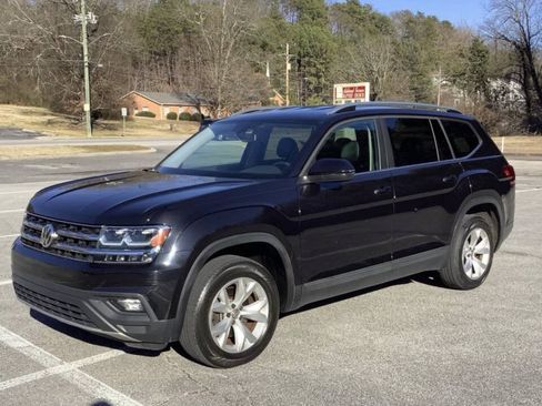 Used 2019 Volkswagen Atlas SE FWD image 2
