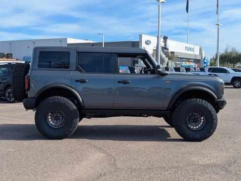 New 2025 Ford Bronco Badlands image 33