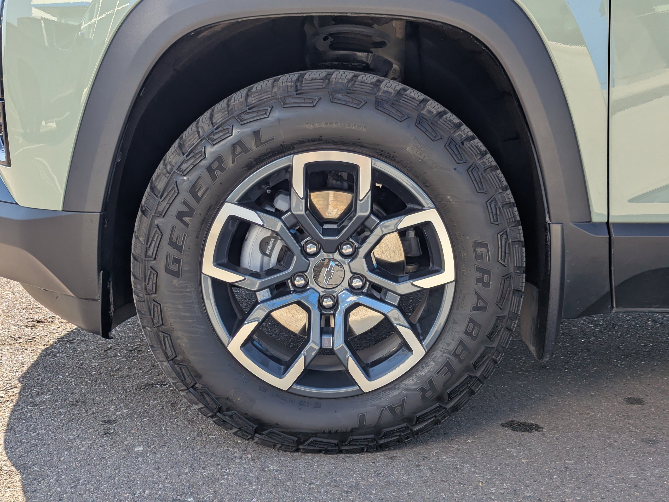 Certified 2026 Chevrolet Equinox ACTIV w/ Convenience Package III AWD/4WD image 53