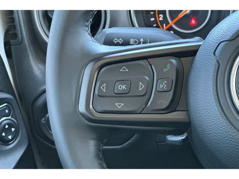 Used 2022 Jeep Gladiator Sport AWD/4WD image 36