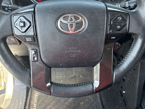 Used 2016 Toyota 4Runner Trail Premium AWD/4WD image 6