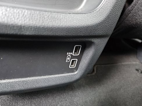 Used 2023 Honda Passport EX-L image 11