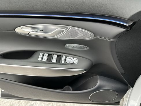 Certified 2026 Genesis GV70 2.5T Select image 13