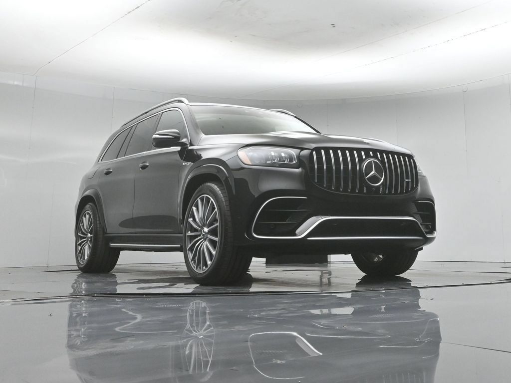 Used 2025 Mercedes-Benz GLS 63 AMG 4MATIC image 42