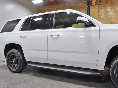 Used 2020 Chevrolet Tahoe 4WD w/ Remote Keyless Entry Package image 9