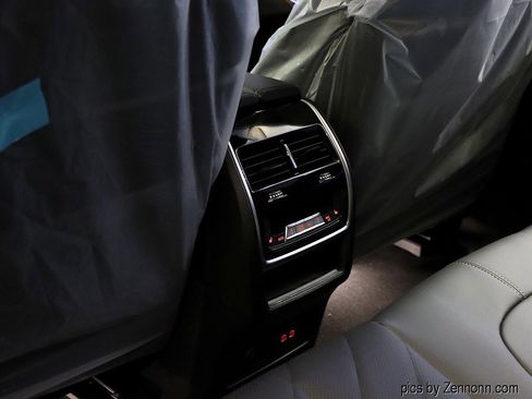 New 2026 BMW X5 xDrive50e w/ M Sport Package image 15