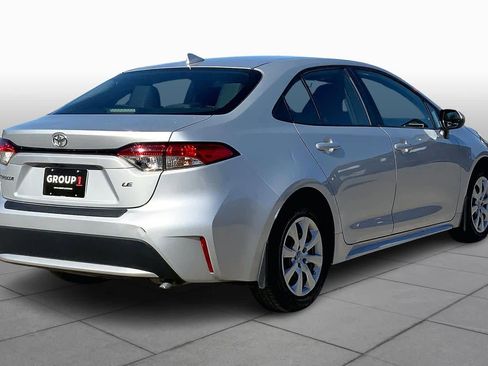 Used 2020 Toyota Corolla LE image 12