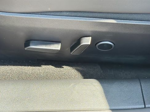 Used 2023 Tesla Model 3 Standard Range RWD image 24